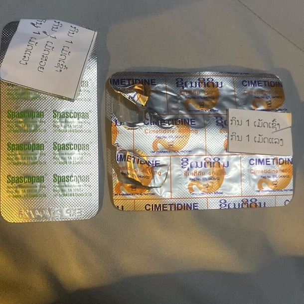 Medicijnen die Bart moest nemen, zonder Engelse beschrijving.