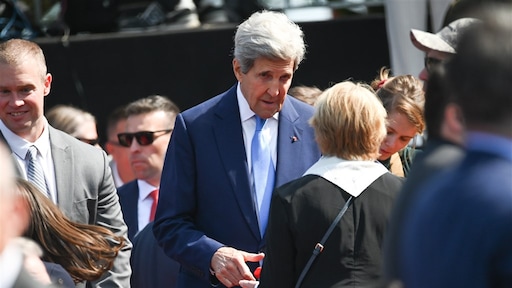 Oud-klimaatgezant Kerry over opwarming aarde: 'We schieten de 1,5 graad voorbij'