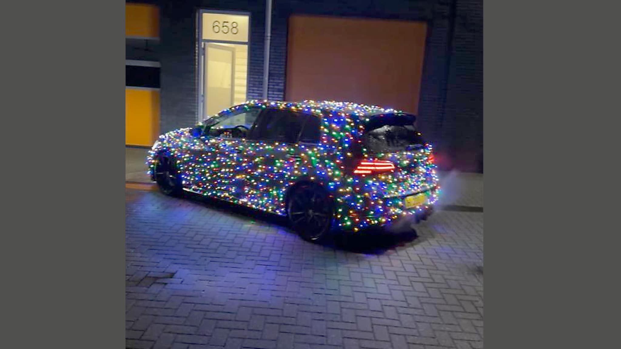 kerstauto_16x9.jpg?itok=2inugtmN&offsetX=177&offsetY=96&cropWidth=1598&cropHeight=899&width=2048&height=1152&impolicy=dynamic