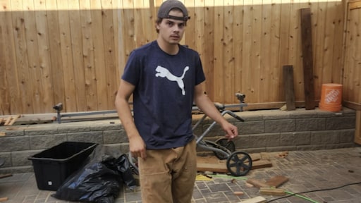 Vermiste wandelaar overleeft vijf weken in wildernis, hulpdiensten snappen er niks van