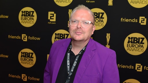 Roddelpraat-presentator Jan Roos vrijgesproken van opruiing