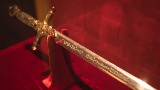 Terugroepactie 'te scherp' Harry Potter-zwaard, Bol legt verkoop stil