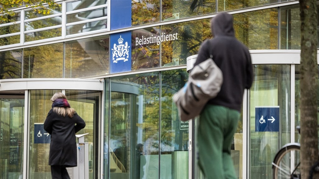 Ministerie van Financiën betaalt boetes van eigen schijnzelfstandigen