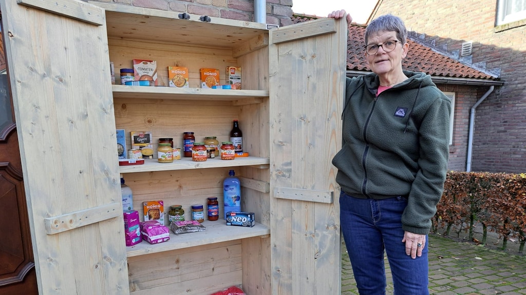 De weggeefkast op volle toeren bij Jeanne uit Uitstel van Executie
