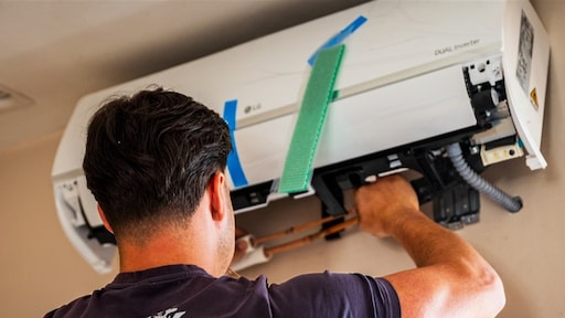 'Vandaag weer een tevreden klant koud gemaakt' is slechtste slogan van 2024