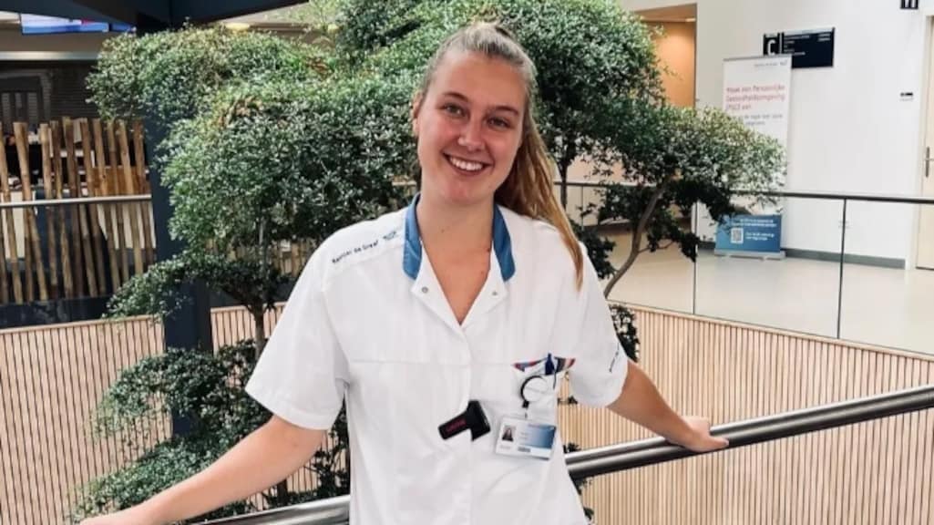 Anouk (24) werd vrijwilliger bij Stichting Ambulance Wens: 'Doe het voor die lach'