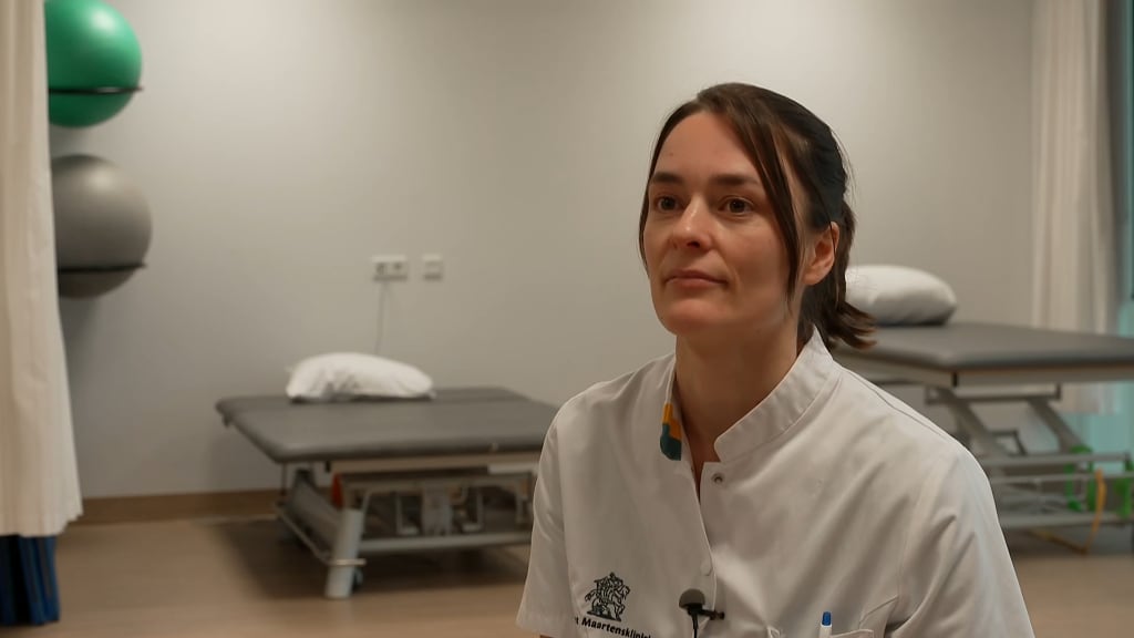 Revalidatiearts Anna Zielman-Blokhuis ziet dagelijks de gevolgen van zware verkeersongevallen.