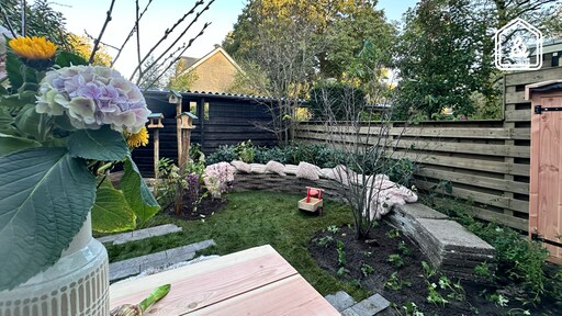 Een biodiverse, gezellige tuin voor Linda en Jasper