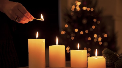 Longfonds adviseert: echte kaarsen ongezond, kies voor nepversie