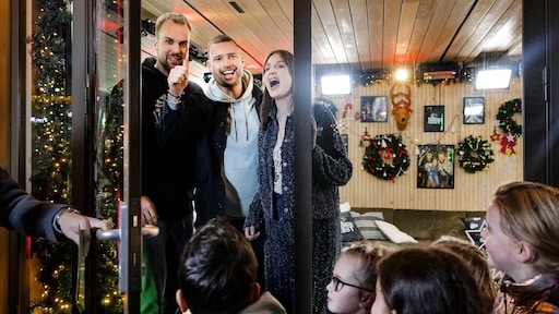 Glazen Huis-dj's nemen binnenkort mogelijk Langs de Lijn voor halfuur over