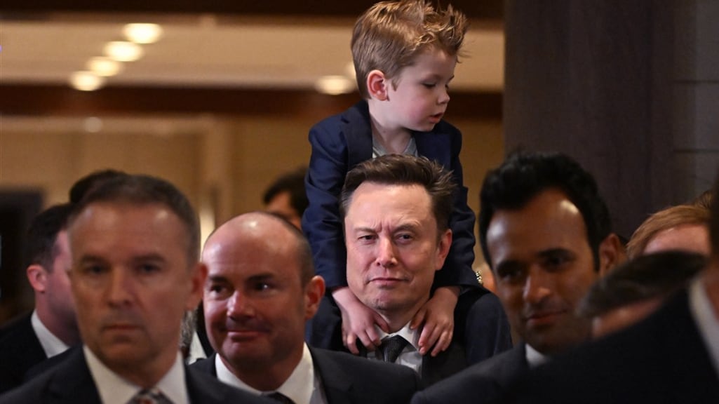 Elon Musk bemoeit zich met Europese politiek: 'Verwante politici machtig maken'