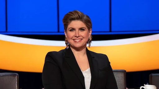 Kijkers ergeren zich aan Angela de Jong in De Slimste Mens: 'Onsympathiek'