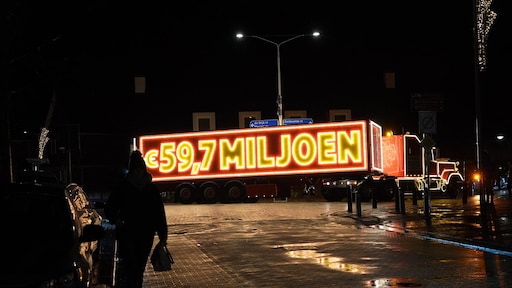 Kersverse miljonairs Balkbrug door het dolle heen: 'Dat wordt een lange skivakantie'