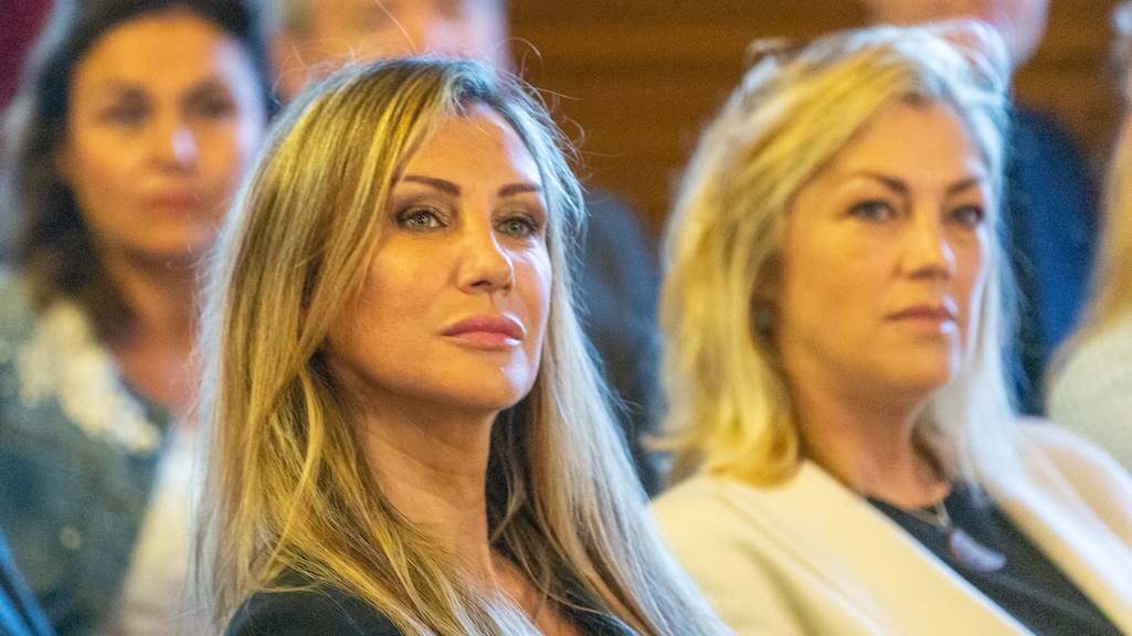 Debby Pfaff 'voorzichtig aan het daten' na scheiding Nicolas Liébart