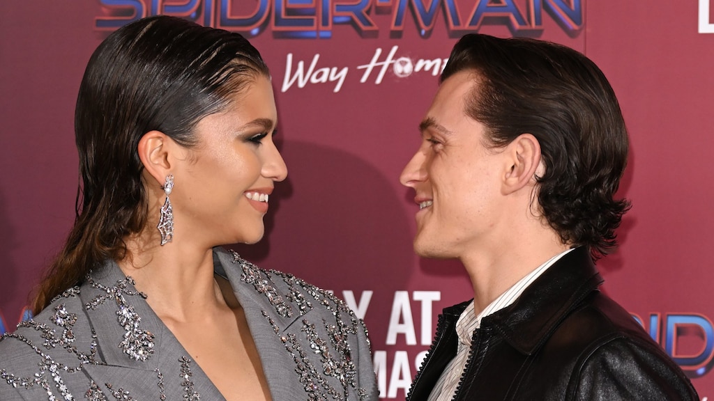 Zendaya en Tom Holland verloofd: 'Rond de feestdagen ten huwelijk gevraagd'