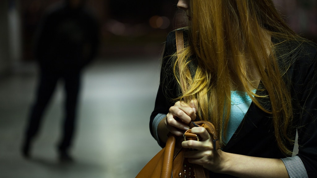 Oproep politie Rotterdam aan vrouwen na toename aanrandingen: 'Wees extra alert'