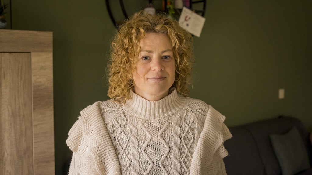 Coby stond haar kinderen af aan pleegzorg: 'Hun lege bedjes staarden me aan'