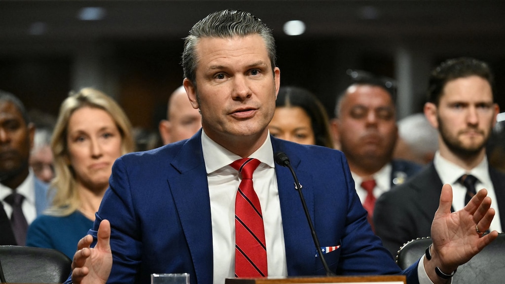 Pete Hegseth, tijdens zijn hoorzitting voor de Defensiecommissie van de senaat.