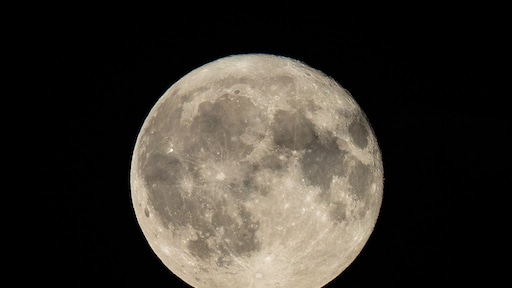 De maan is nu bedreigd erfgoed, maar waarom? 'Belangrijk monument voor de mensheid'