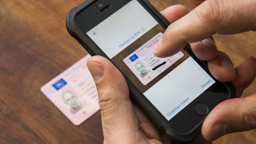 Identiteit Kim gestolen, telefoon staat roodgloeiend: 'Hebben wij van u een camper gekocht?'