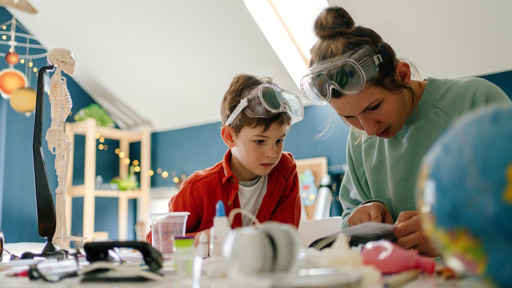 'De boekbespreking mondde uit in een heuse knutselmarathon'