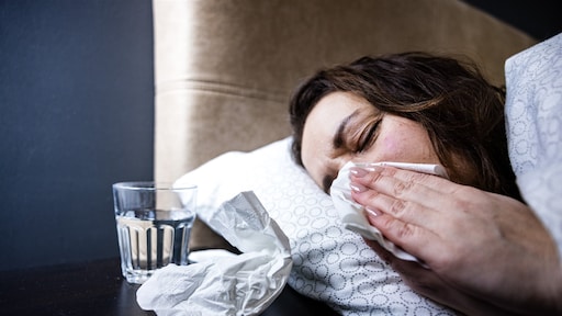 Hoge koorts, hoofdpijn, spierpijn: griepepidemie in Nederland lijkt begonnen