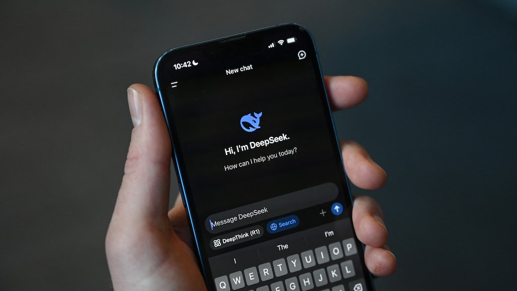 Groot datalek: DeepSeek lekt miljoen chatgesprekken van gebruikers