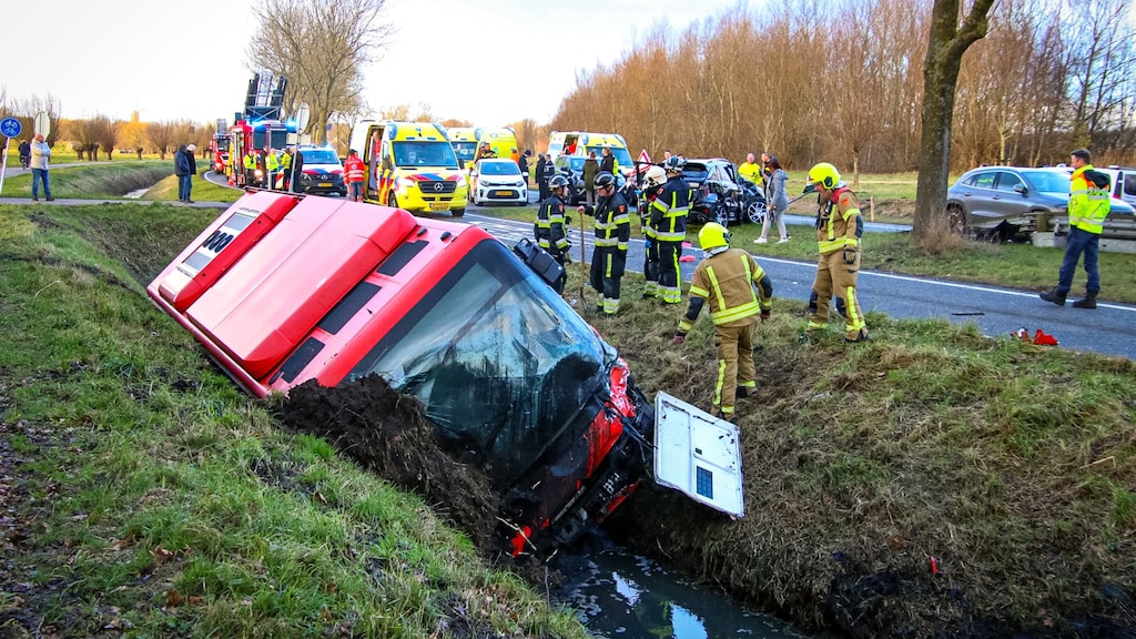Meerdere gewonden door ongeluk met lijnbus bij Rotterdam