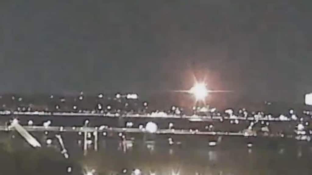 'Crash, crash, crash!', is te horen rond moment van vliegtuigongeluk Washington