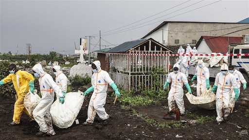 'Zweepslagen voor wie in Congo dronken wordt of de stoep niet veegt'