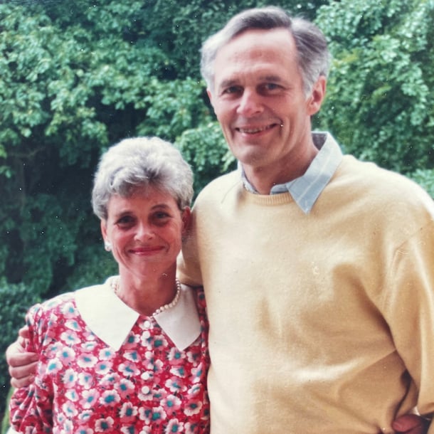 Anton in 1992 herenigd met zijn jeugdliefde Ineke.