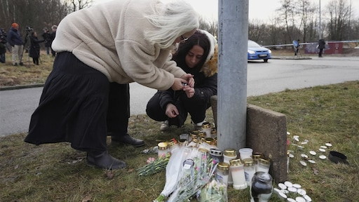 Hellen (35) hoorde voetstappen schutter Zweden vlak buiten deur