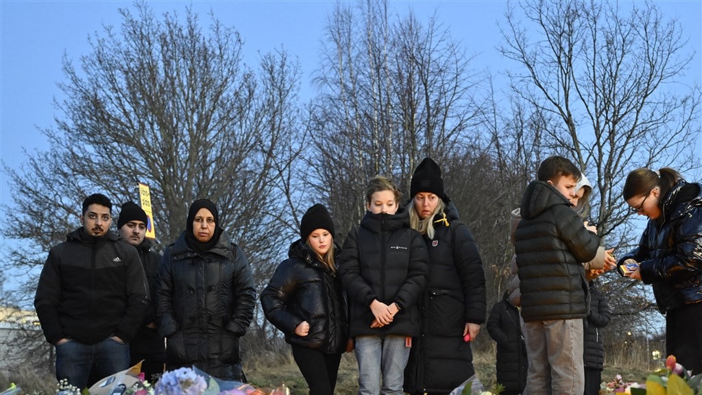 'Heel Zweden rouwt', nog altijd weinig duidelijk over dader schietpartij