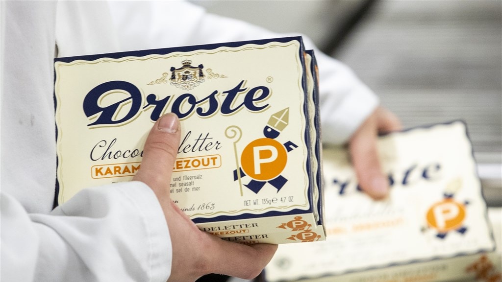 In december vind je soms ook chocoladeletters van Droste in de winkel.