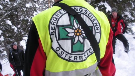 Ongeluk tijdens rodelen: Nederlander (33) valt van rotswand