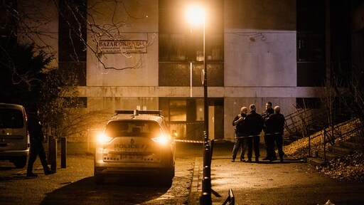 Twaalf gewonden door granaat in café Grenoble: 'Extreem geweld'