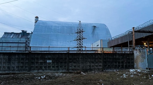 Beschermkap van kerncentrale Tsjernobyl geraakt door drone