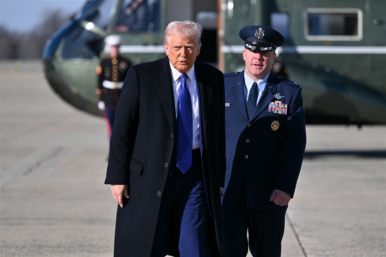 Trump lijkt met beleid omstreden 'Project 2025' uit te voeren, al wist hij daar 'niets van af'