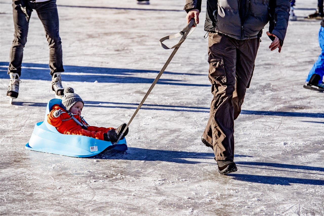 IJsbanen open voor schaatspret: 'Misschien wel laatste kans'