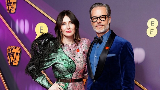 Carice van Houten verschijnt met ex Guy Pearce bij de BAFTA's