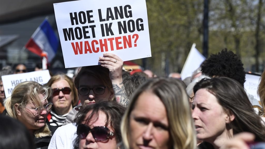 Enorme tegenvaller bij afhandeling toeslagenaffaire: honderden zzp'ers moeten er toch uit