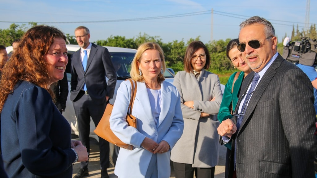 Kabinet snijdt flink in ontwikkelingshulp: 'Nederlands belang voorop'