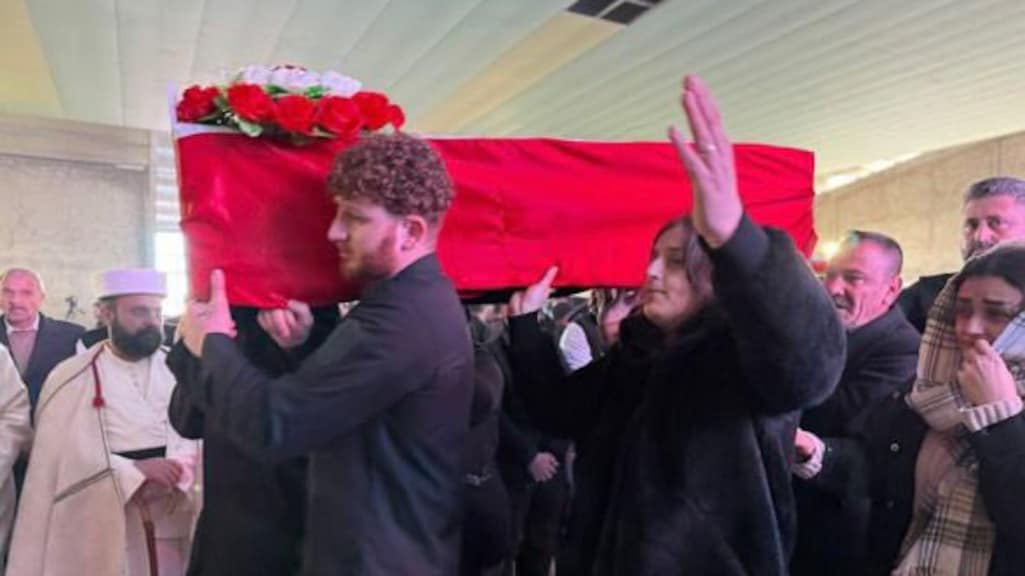 Familielid van Wahhab Hassoo wordt eindelijk begraven, elf jaar na zijn dood.