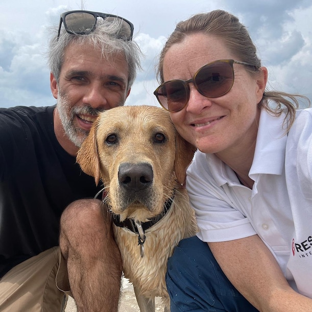"Een lange strandwandeling met Toni."