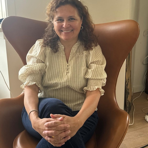 Esther Ririassa: "Een tijdlang was alles beige. Nu zijn we gelukkig wat meer gewend aan kleur."