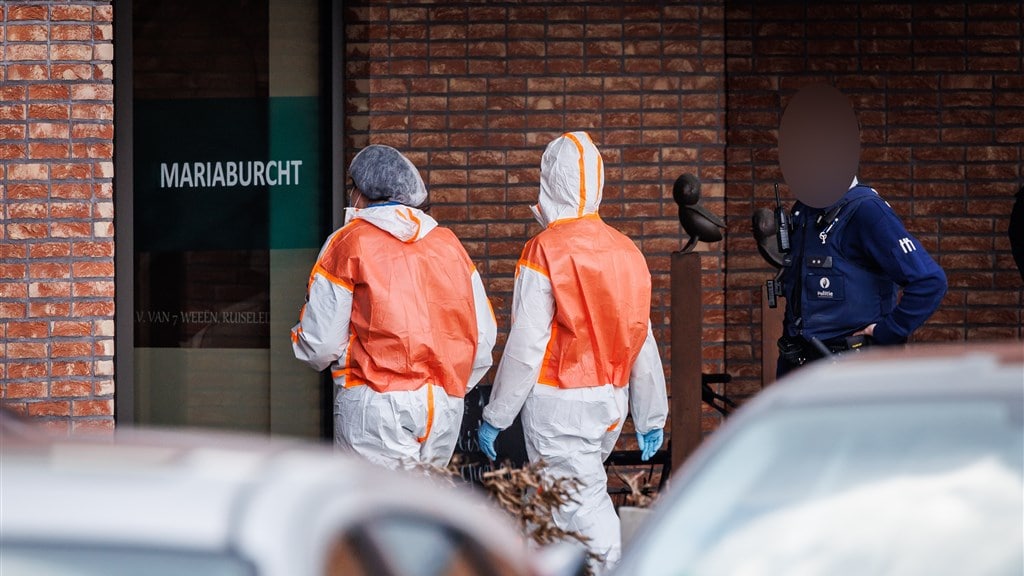 'Verdachte doodsteken bewoners Belgisch verzorgingshuis bracht eerder met hamer echtgenote om'
