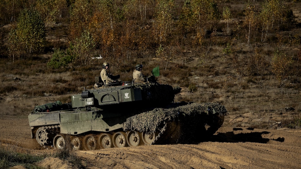 Een CV90 pantservoertuig