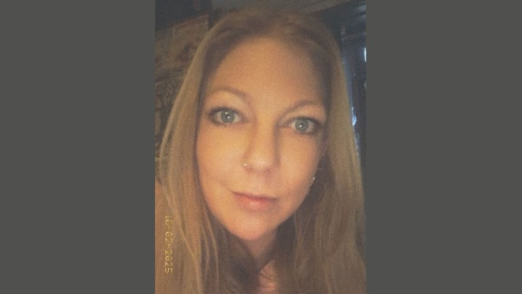 Angela van Eeden vast door geen series te kijken en die tijd te gebruiken door de Bijbel te lezen.