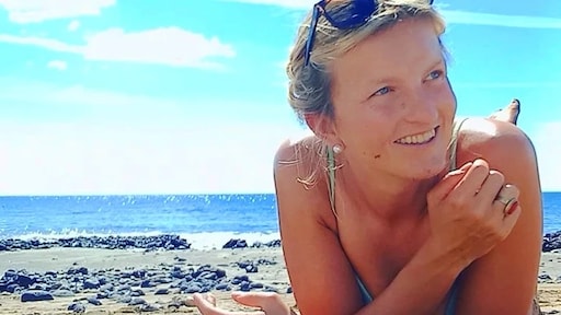 Jasmine belandde na een verkeersongeval in een Egyptische cel: 'Ik kon alleen maar huilen'