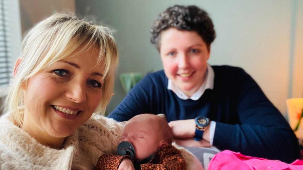 Yvon met boerin Steffi en Sterre